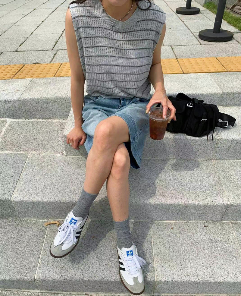 帥氣薄橫間條背心