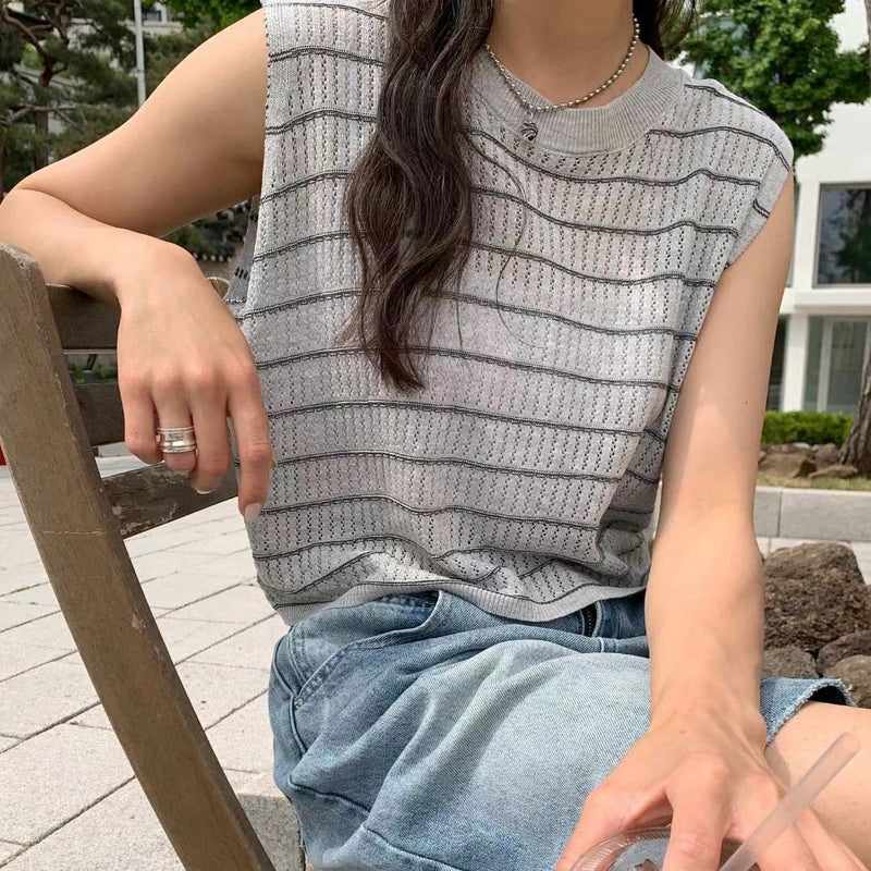 帥氣薄橫間條背心
